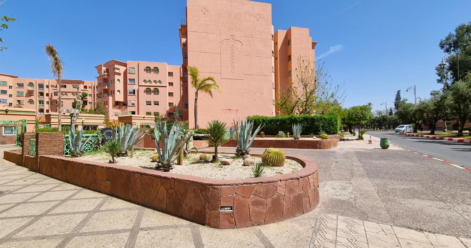Appartement Charming 2-Bed Oasis Pool View à Marrakesh Extérieur photo