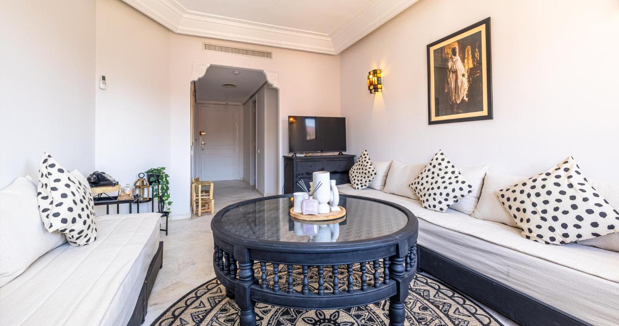 Appartement Charming 2-Bed Oasis Pool View à Marrakesh Extérieur photo