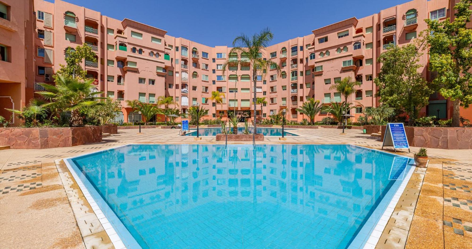 Appartement Charming 2-Bed Oasis Pool View à Marrakesh Extérieur photo